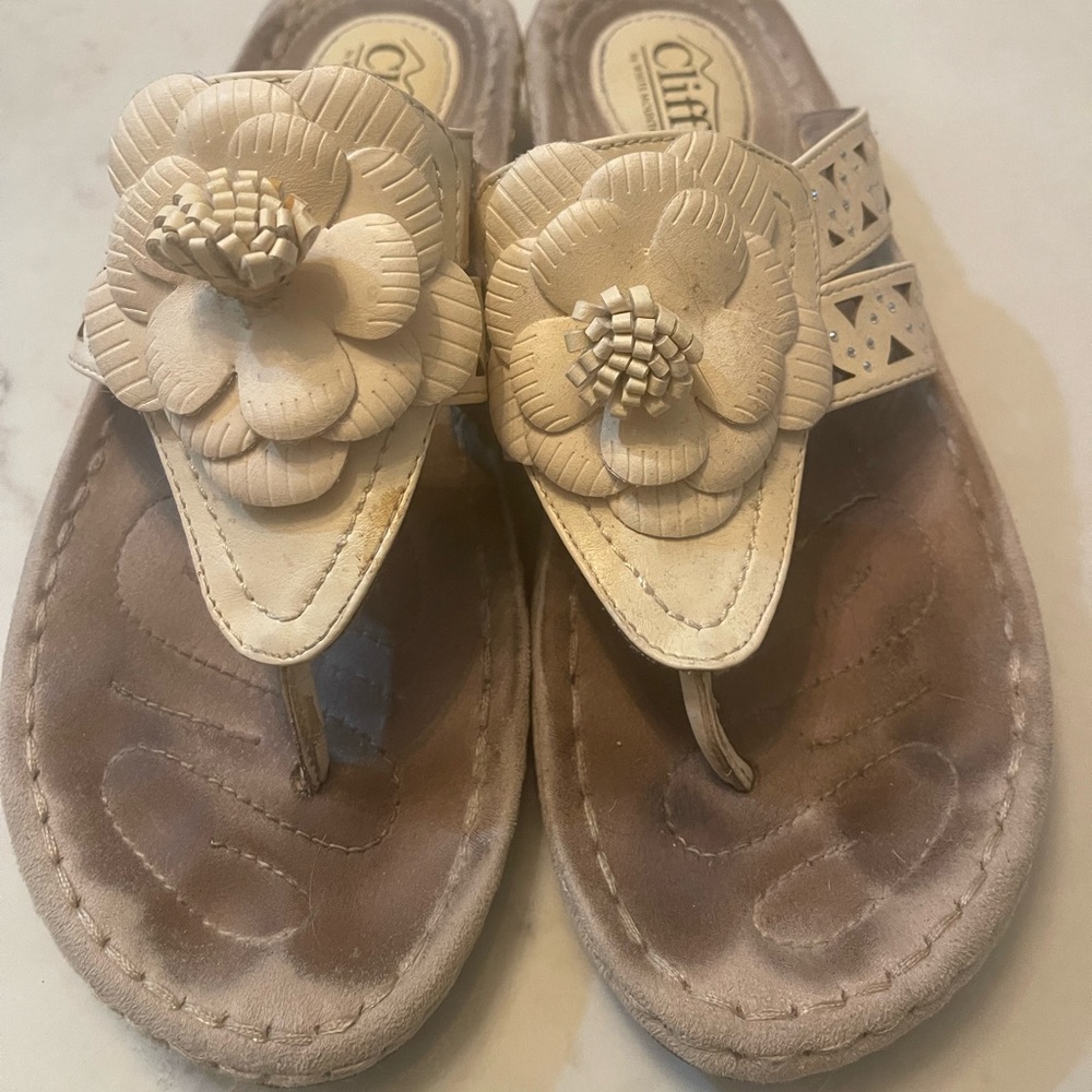 Cliffs Sandals Cream